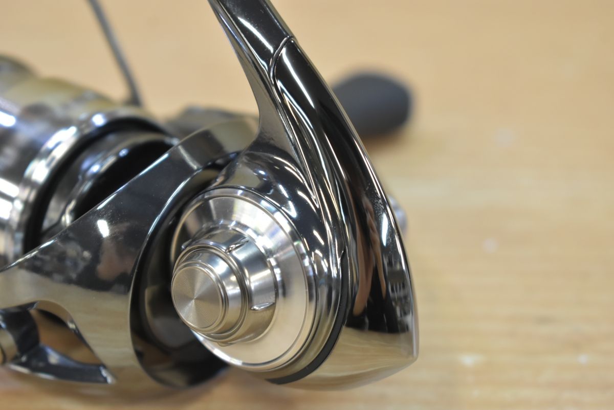 ダイワ 22 イグジスト SF 2000SS-H スピニングリール DAIWA EXIST