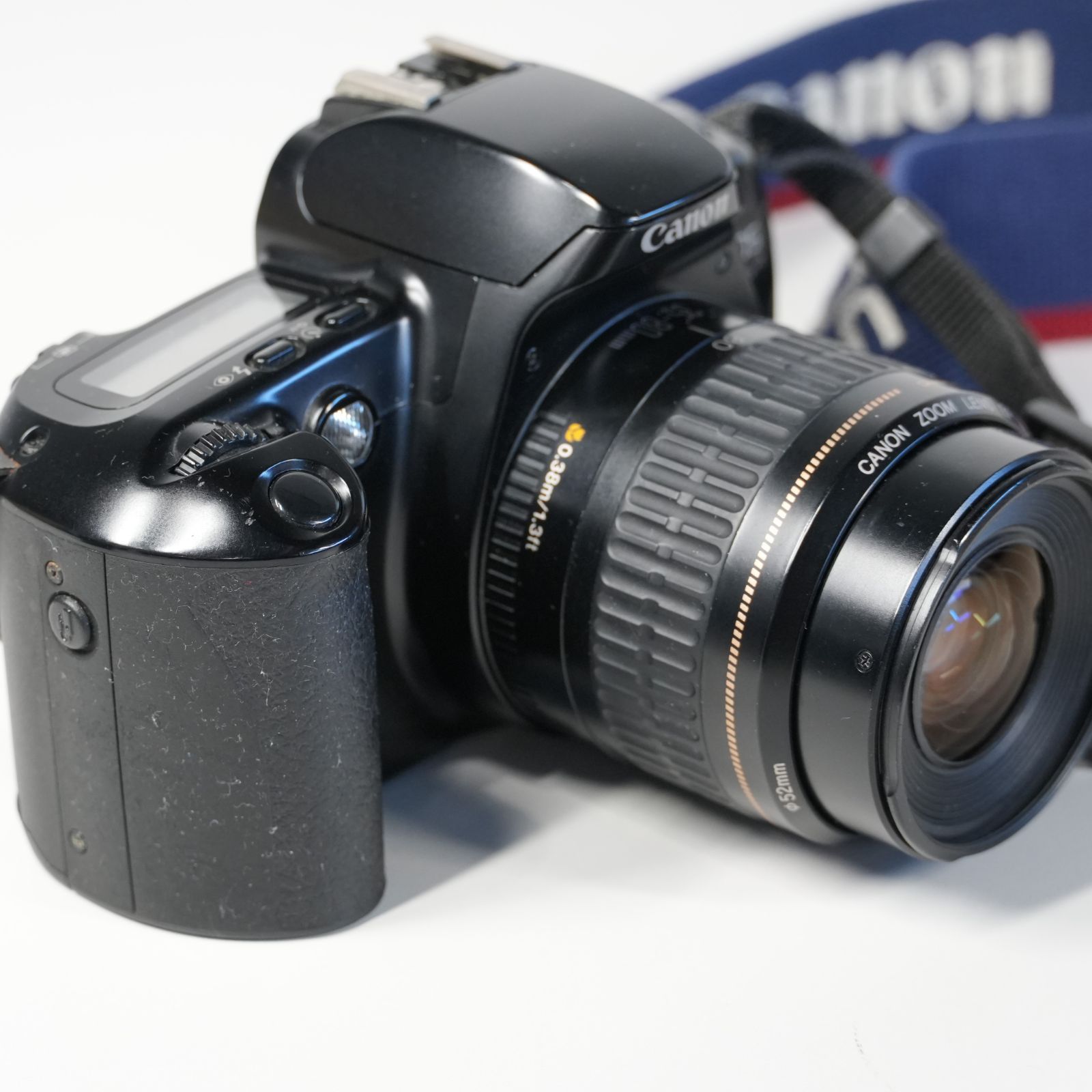 フィルム一眼カメラ　EOSジャンク品セット　おまけレンズあり フィルム一眼カメラ EOSジャンク品セット おまけレンズあり