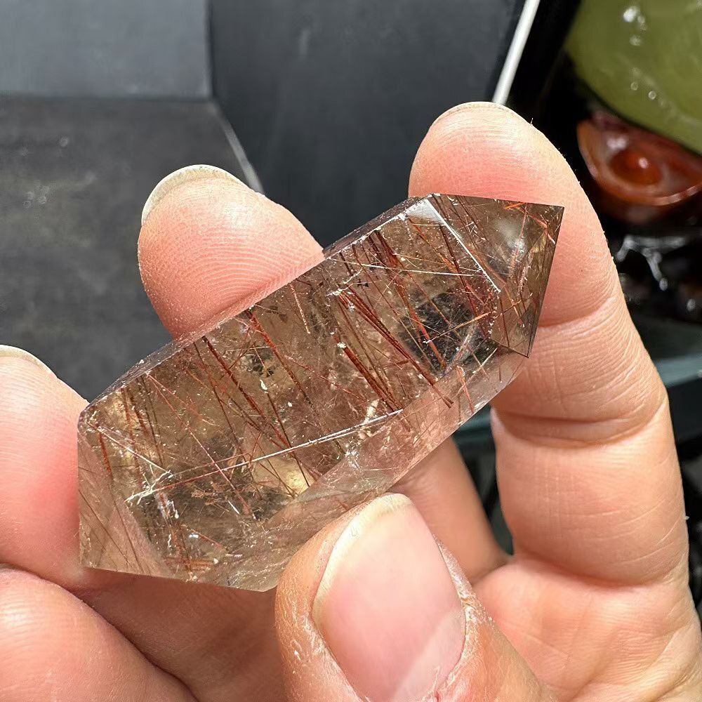 AAAAAAAAAA級天然ゴールドルチルクォーツ六角柱B0109