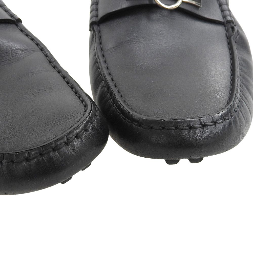 フラットシューズ