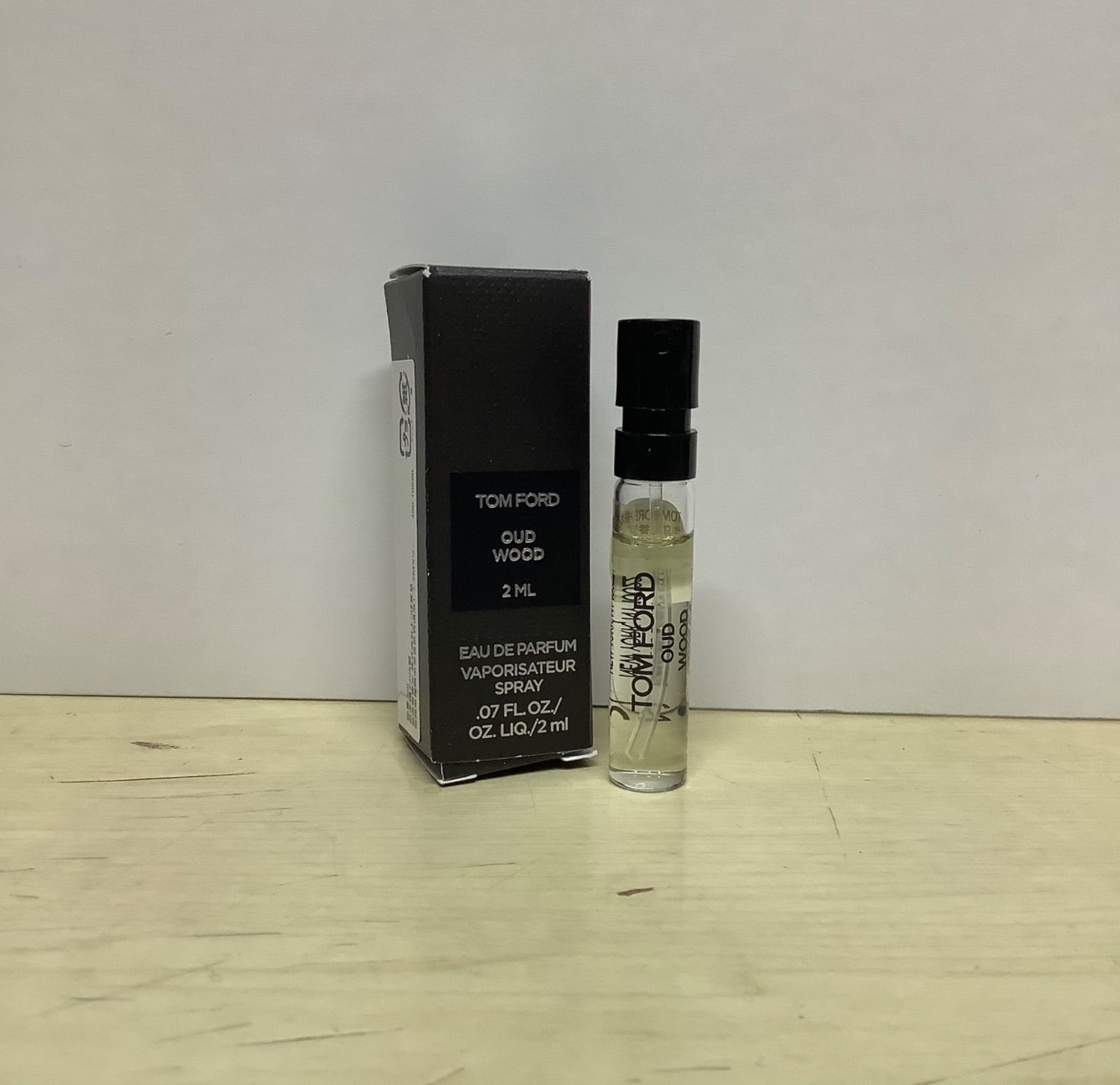 新品未使用 トムフォード ウード・ウッド オードパルファム 2ml - メルカリ