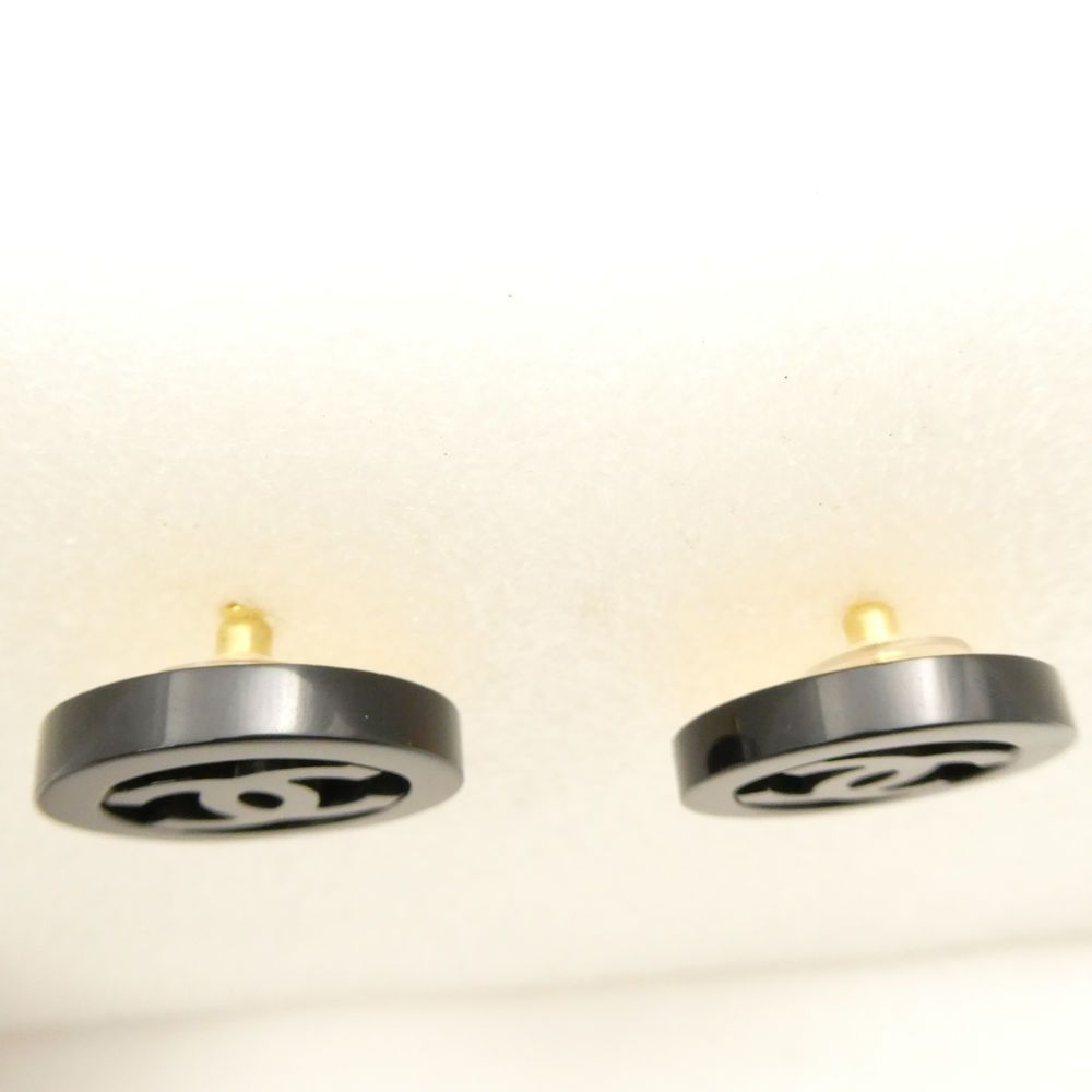 CHANEL シャネル B 24 両耳ピアス ココマーク ラウンド レディース