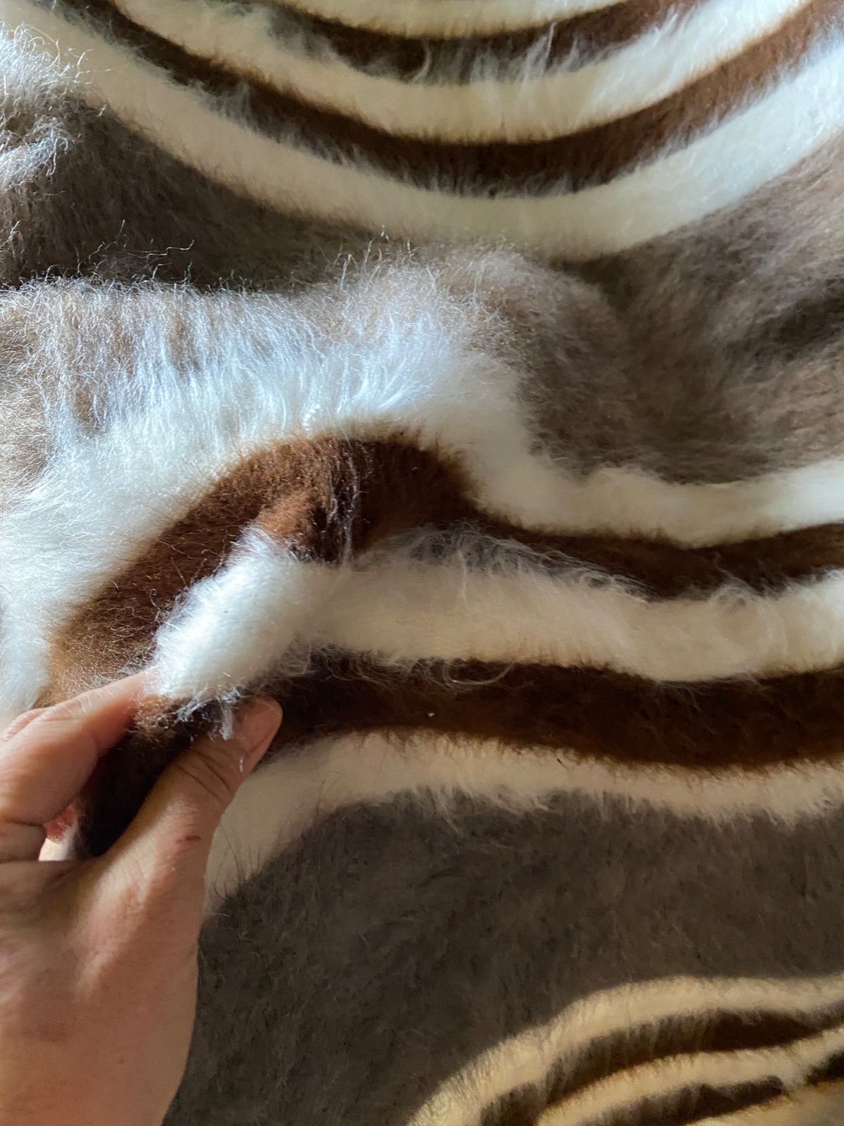 遊牧民の知恵 暖かくふわふわで軽い優れもの