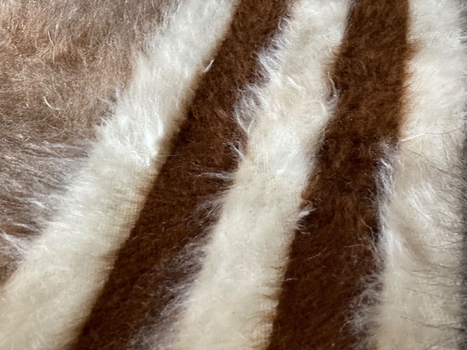 暖かくふわふわで軽い優れもの お試し膝