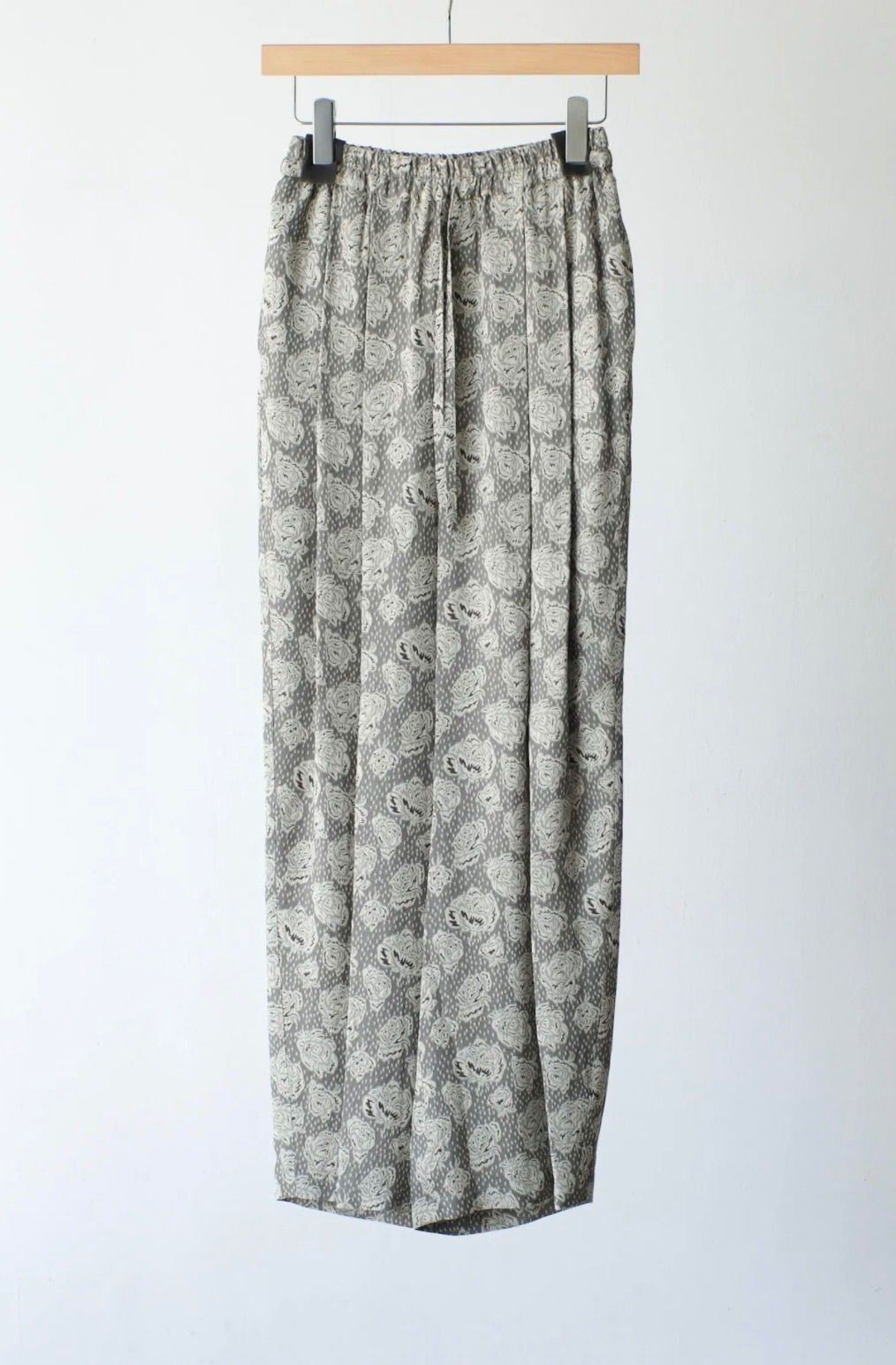 【最終値下げ】fumie tanaka 花柄 パンツ　スラックス FUMIE＝TANAKA(フミエタナカ)】フラワージャガードパンツ（その他