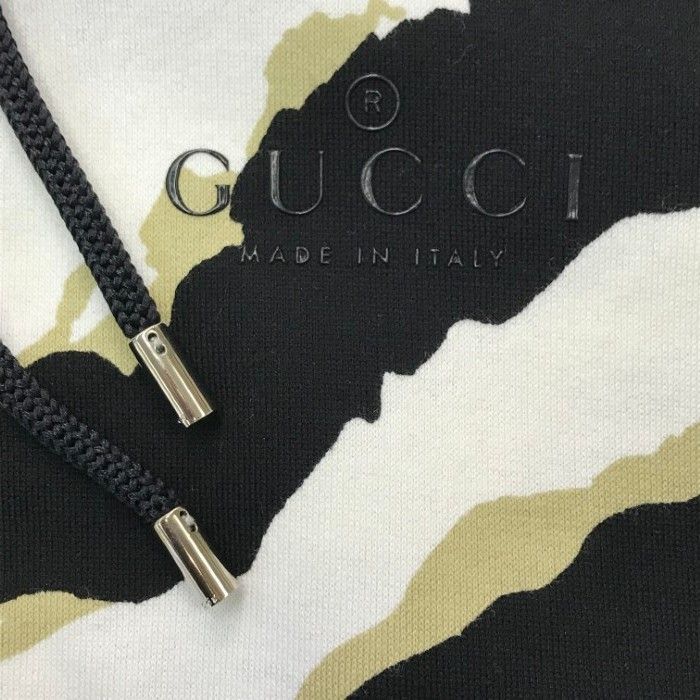 ゼブラ柄 スウェット