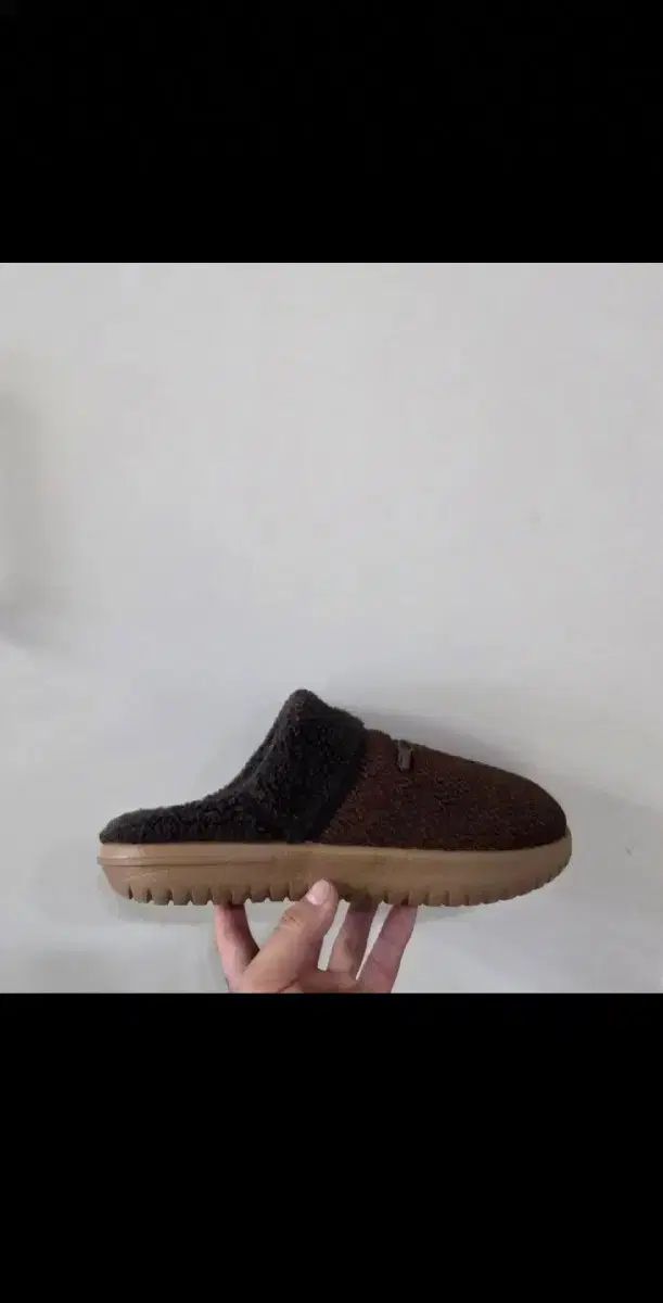 ブラウン ファー 室内 スリッパ ミュール NIKE コートバーロウ 廃盤 260