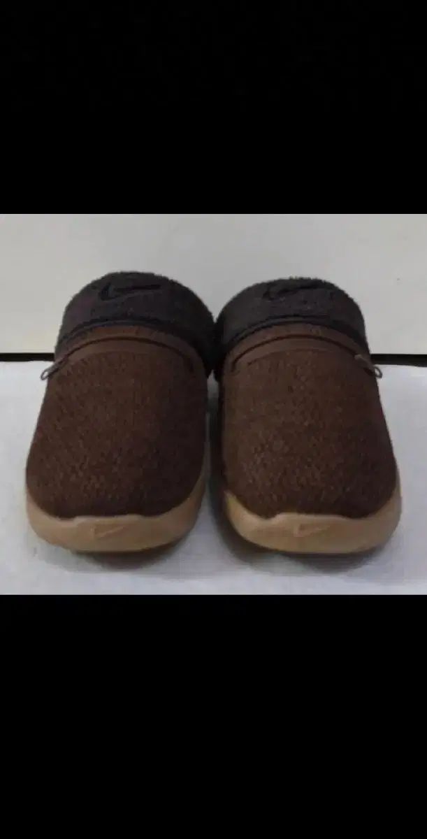 NIKE コートバーロウ