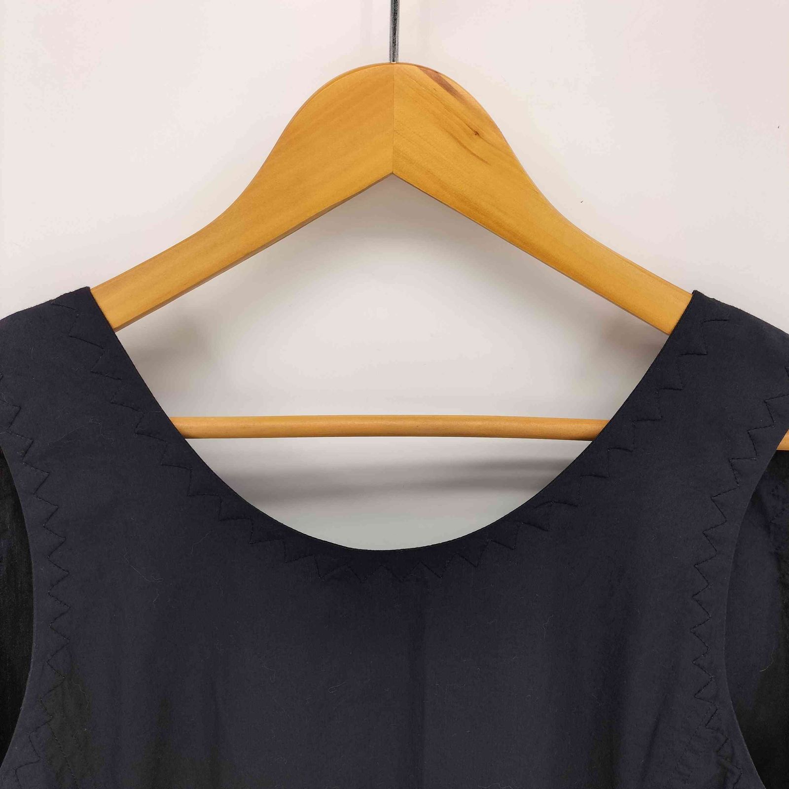 ハートイッセイミヤケ Haat ISSEY MIYAKE バックリボン ギザギザ