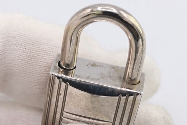  エルメス カデナ シルバー メタル 南京錠 嘉手納 その他 小物