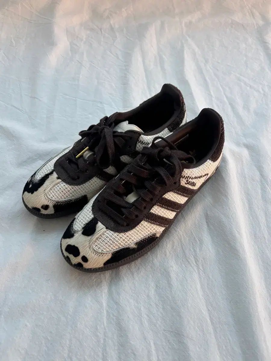 アディダス ノンタイトル サンバ og カウ