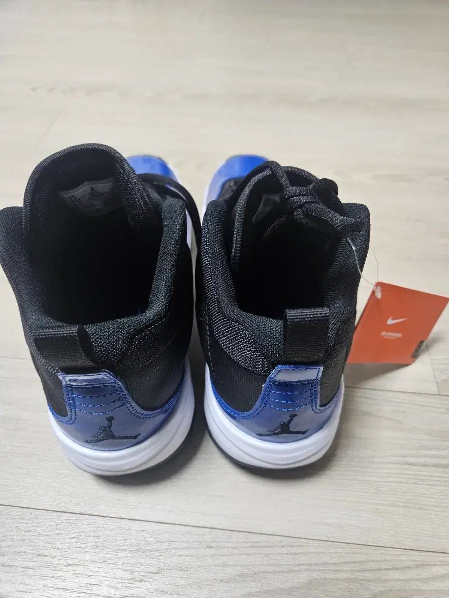 NIKE ジョーダン STAY ロイヤル3 ブルーブラック 275 FB 1396-041