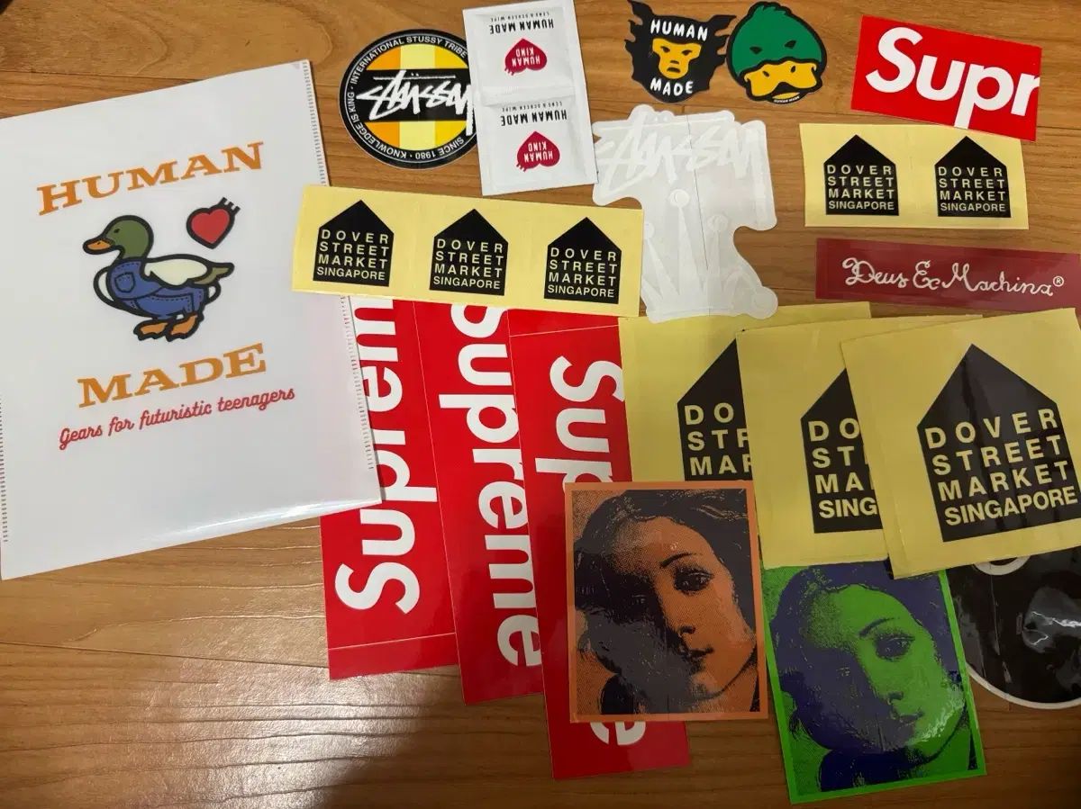 シュプリーム|ヒューマンメイド ファイル|ステューシー ステッカー コレクション