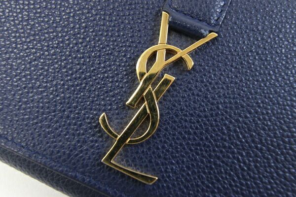 サンローラン 二つ折り長財布