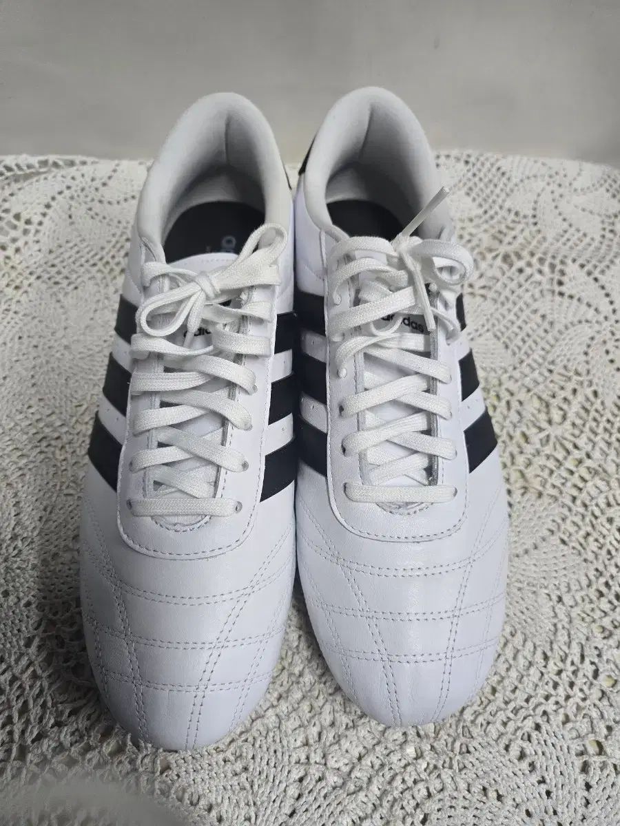 アディダス テコンドー レース スニーカー 275 285