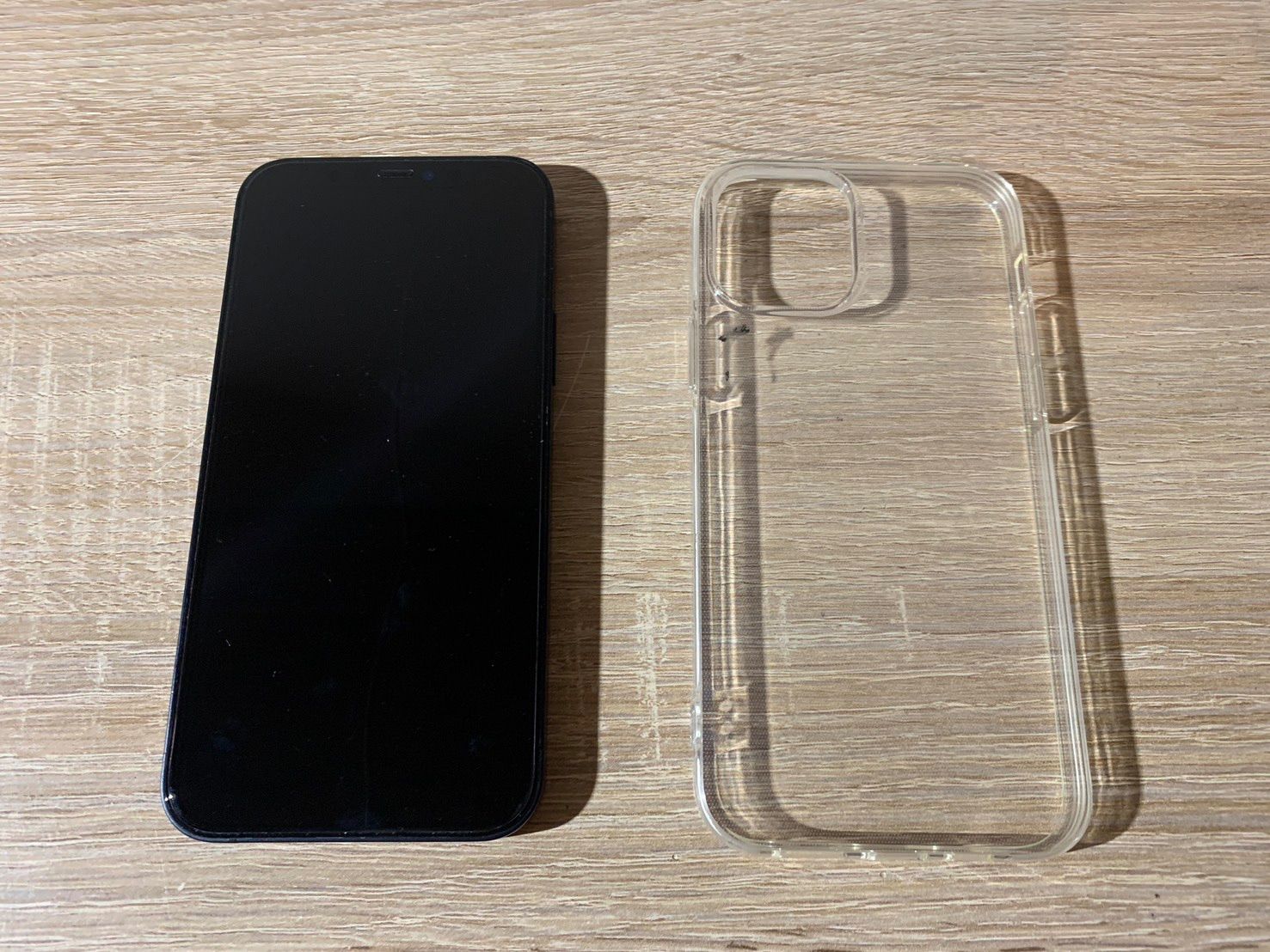 7598 iPhone 12 64GB ブラック ジャンク品 - メルカリ
