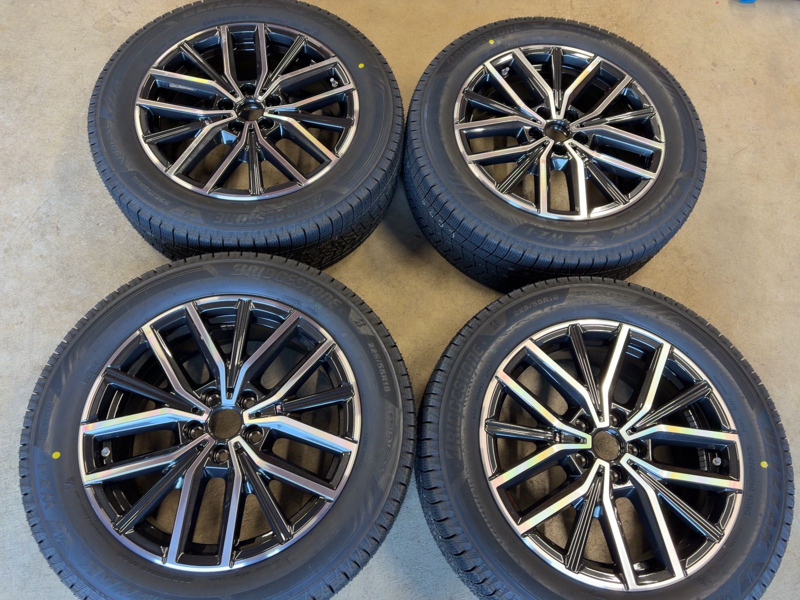 BMW U11 X1 U10 X2 純正品 新品 BS WZ-1 18インチ 4本セット