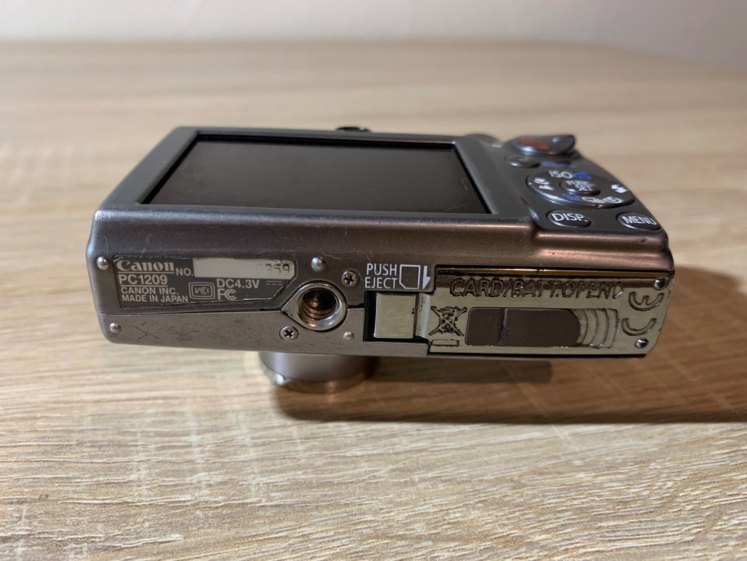 7604 Canon IXY DIGITAL 900 IS シルバー デジカメ ジャンク品 - メルカリ