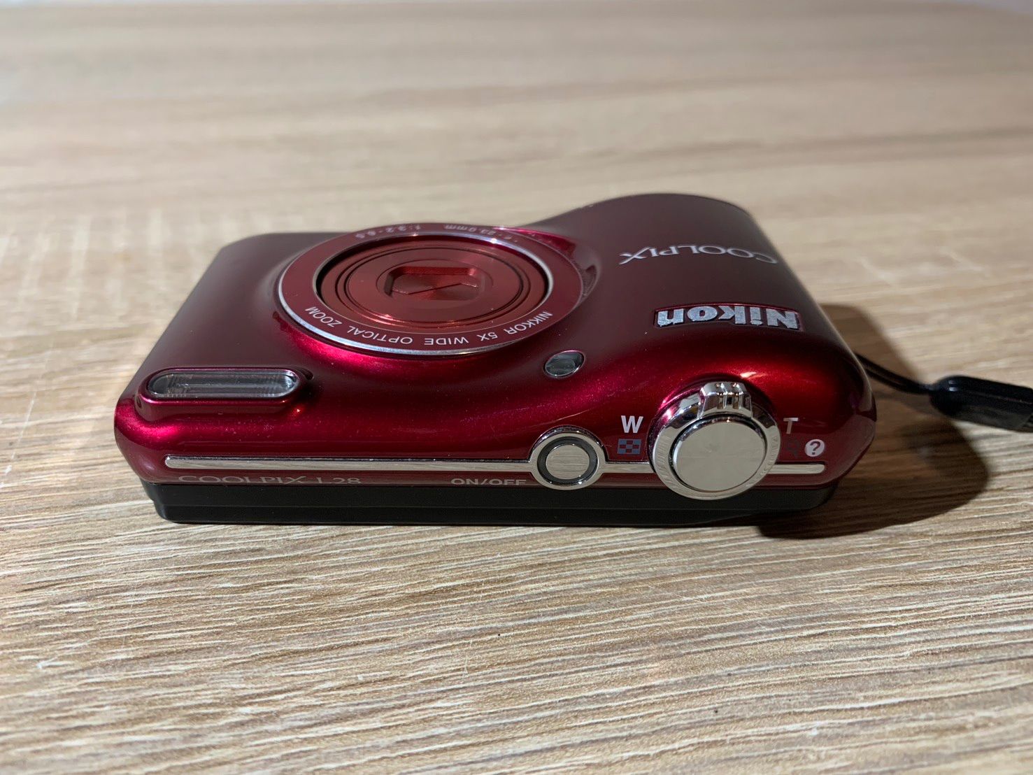 7607 Nikon COOLPIX L28 レッド デジカメ 動作確認済み - メルカリ