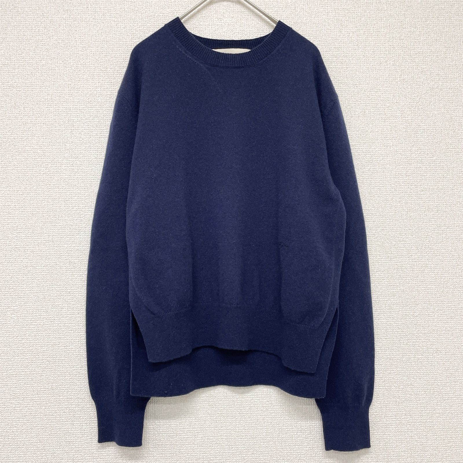 MARNI マルニ ニットトップス ロゴ刺繍 クルーネック スリット 