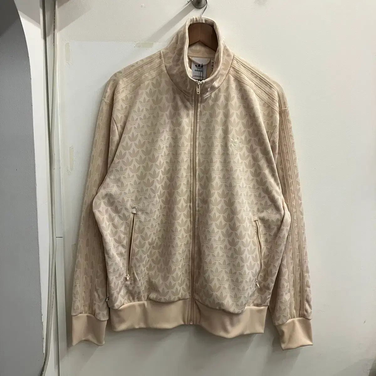 N 33 アディダス ウール モノトラックジャージ XL