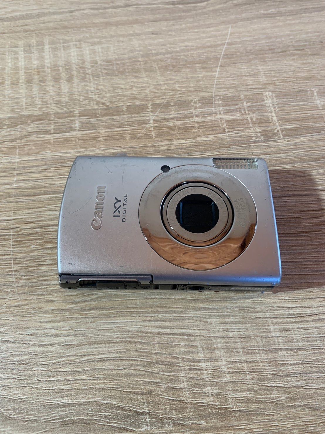 CCDセンサー】Canon IXY 910 IS シルバー オールドコンデジ Canon IXY