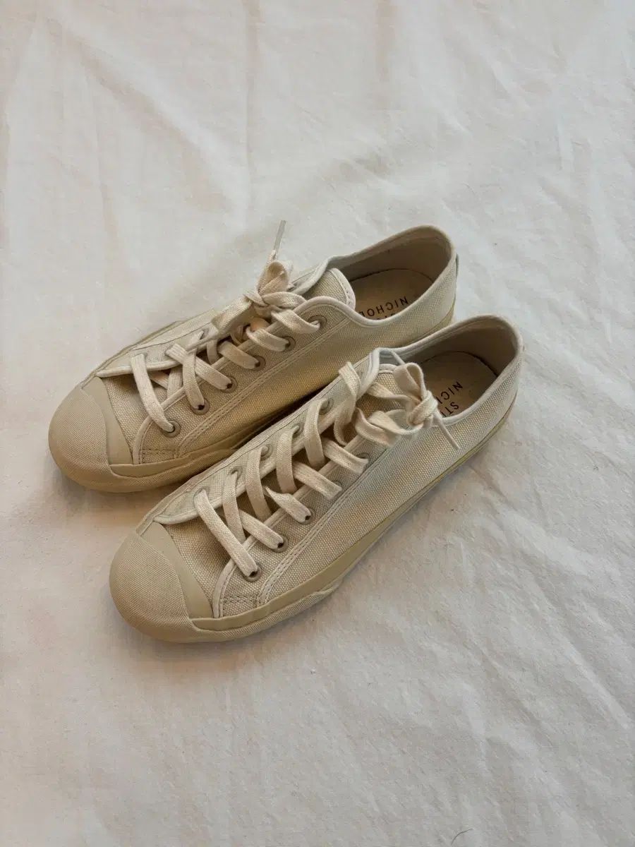 ムーンスター x スタジオ ニコルソン メリノ スニーカー ドーブ