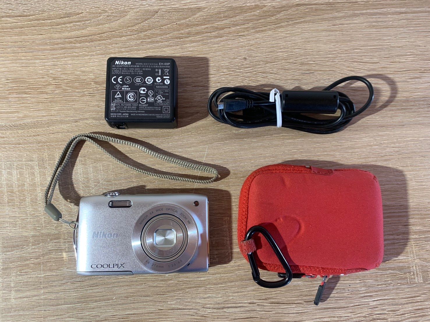 7627 Nikon COOLPIX S3300 シルバー デジカメ ジャンク品 - メルカリ