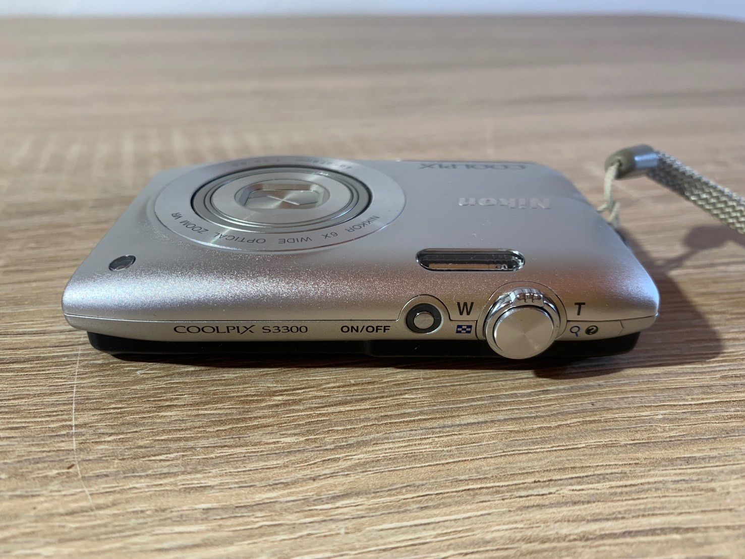 7627 Nikon COOLPIX S3300 シルバー デジカメ ジャンク品 - メルカリ