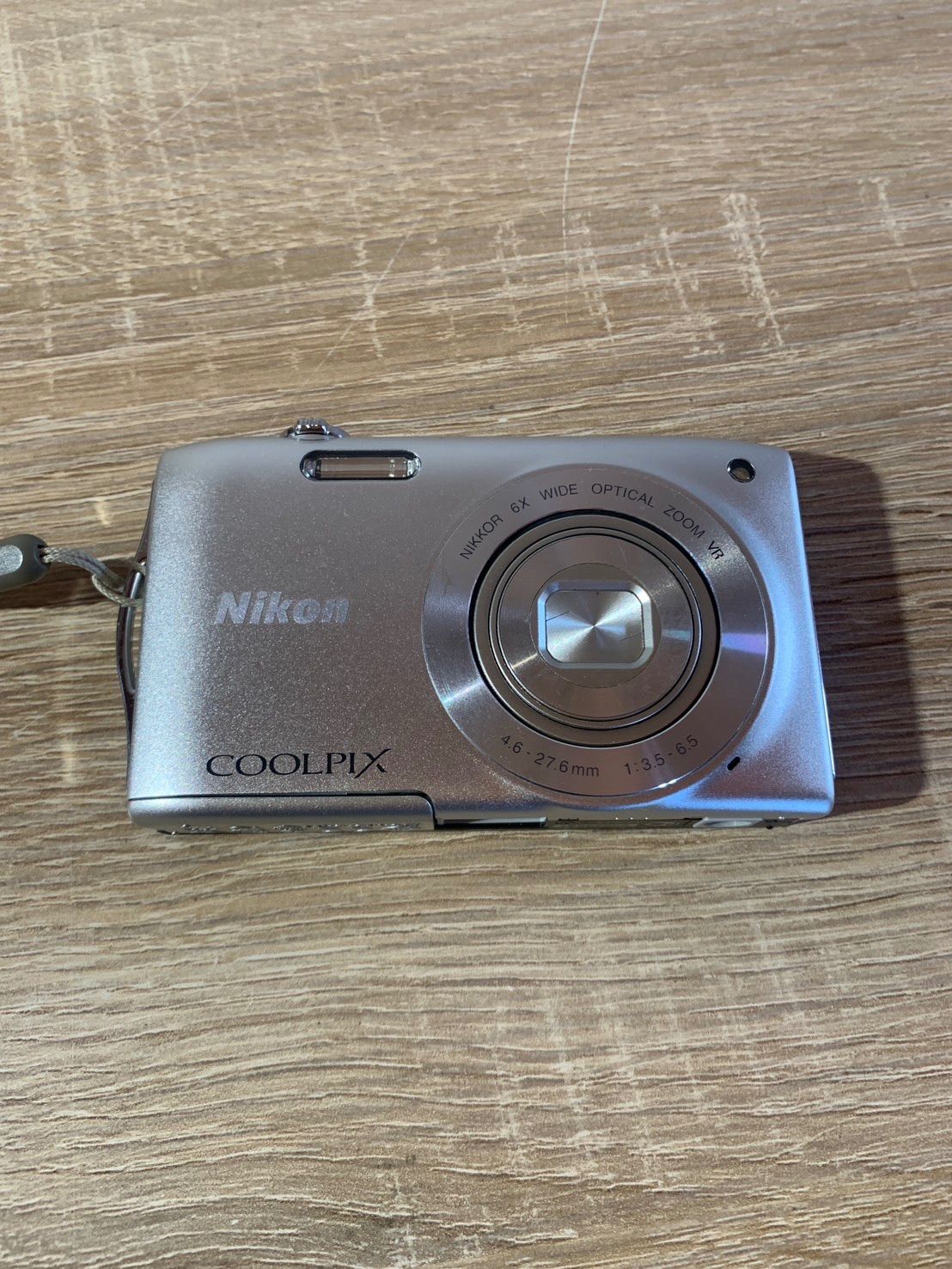 7627 Nikon COOLPIX S3300 シルバー デジカメ ジャンク品 - メルカリ