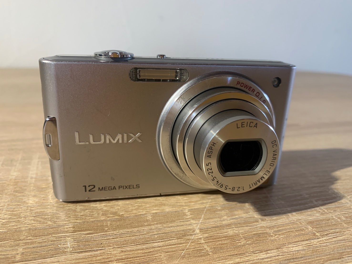 7630 Panasonic Lumix DMC-FX60 シルバー デジカメ - メルカリ