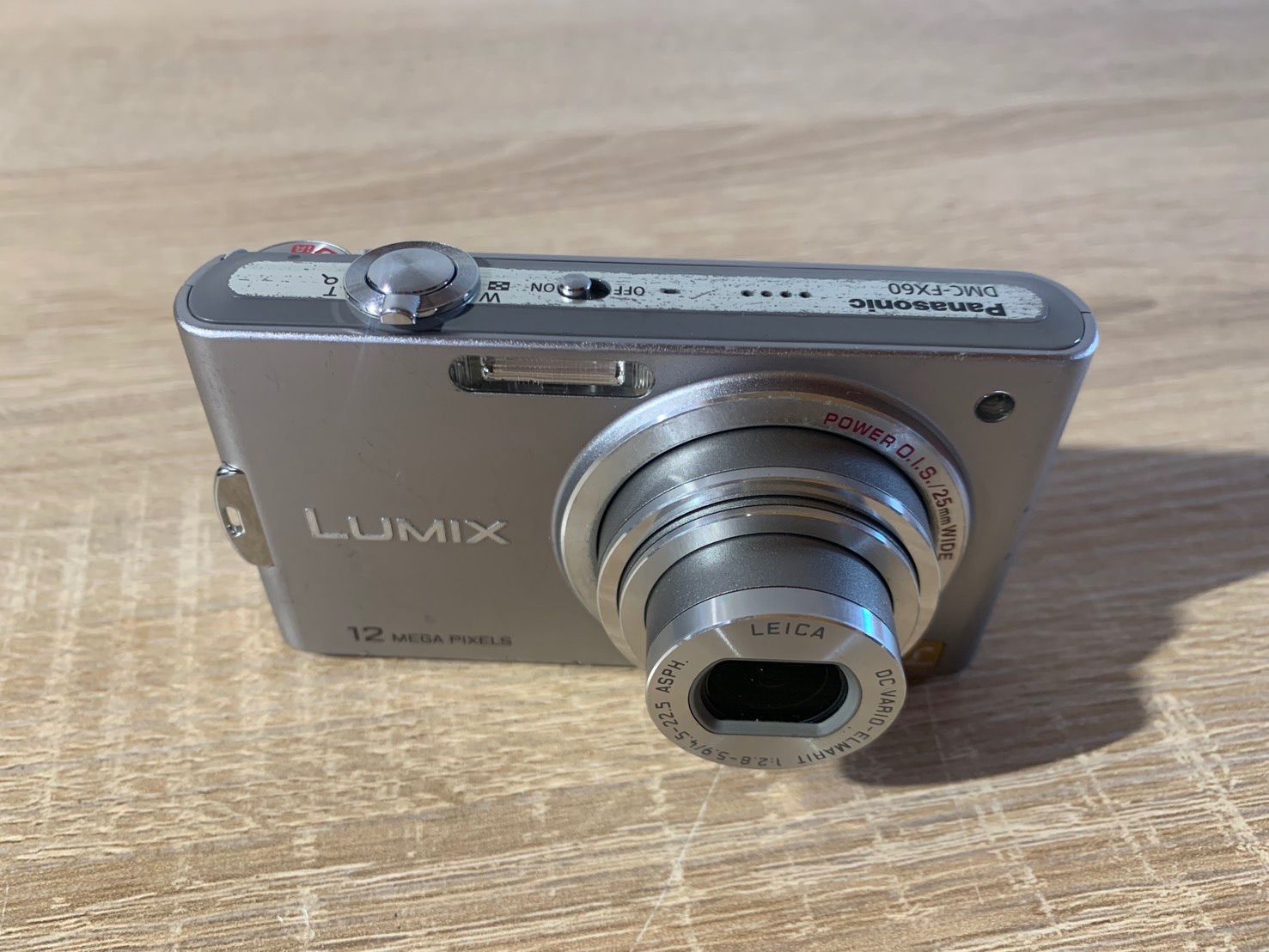 7630 Panasonic Lumix DMC-FX60 シルバー デジカメ - メルカリ