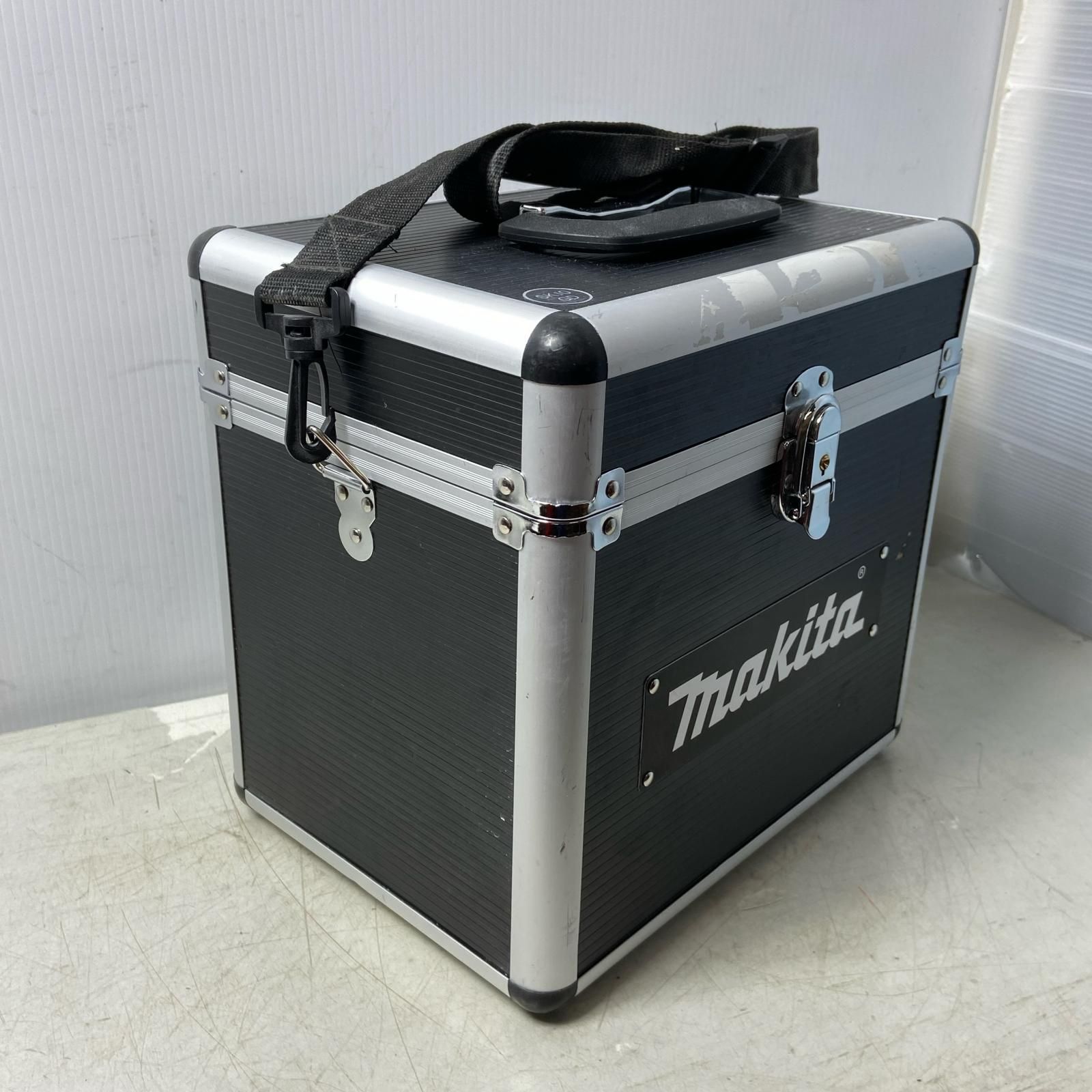 ΦΦMAKITA マキタ 10.8 V 充電式屋内 屋外兼用墨出し器 SK 10 GD ブルー