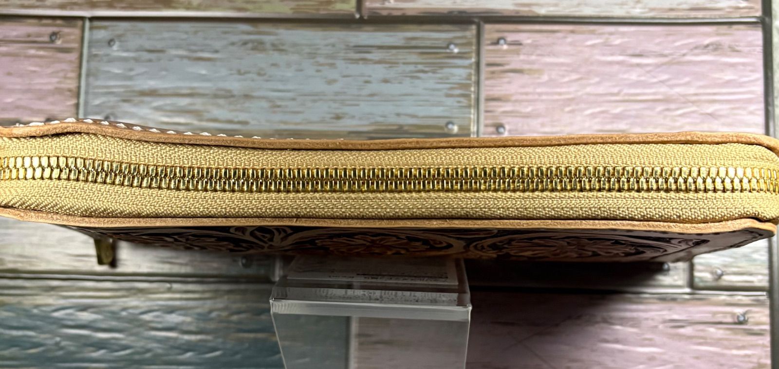 ファスナー付きロングウォレット