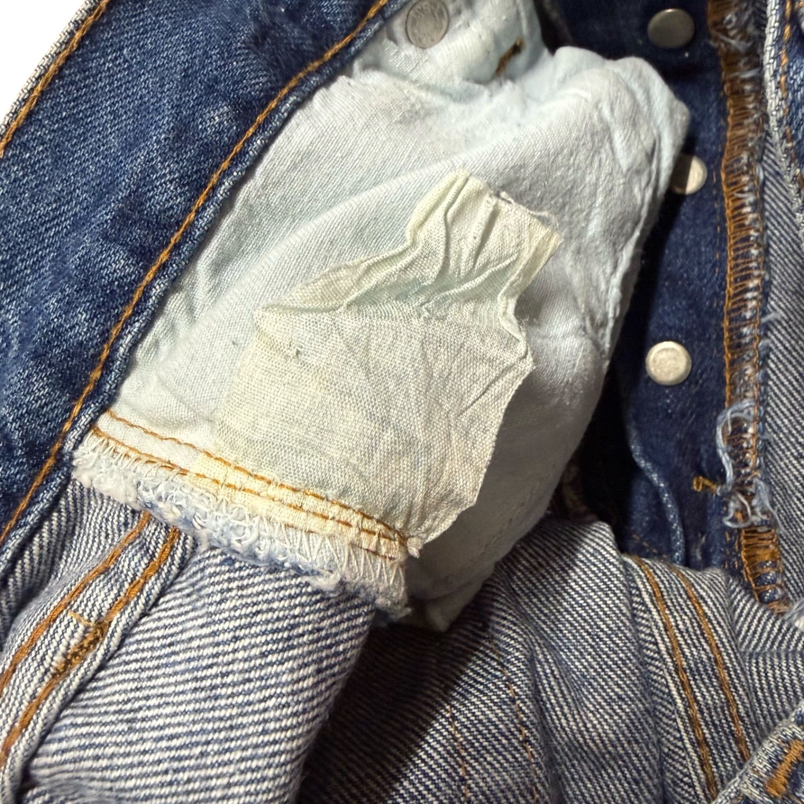 80s USA製 リーバイス 501 赤耳 ボタン裏524 ねじれ - メルカリ