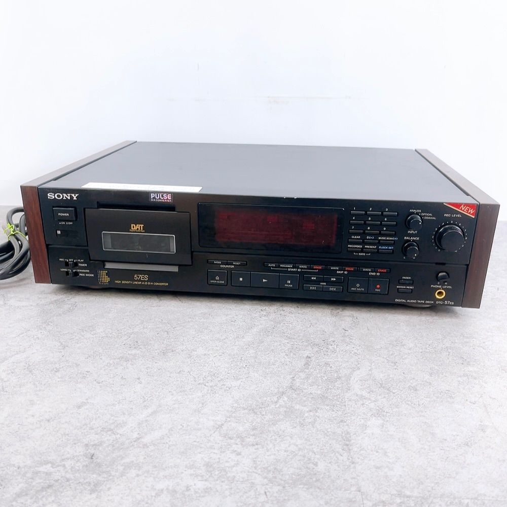 H-461 SONY DATデッキ DTC-57ES ブラック ジャンク品 光/同軸デジタル