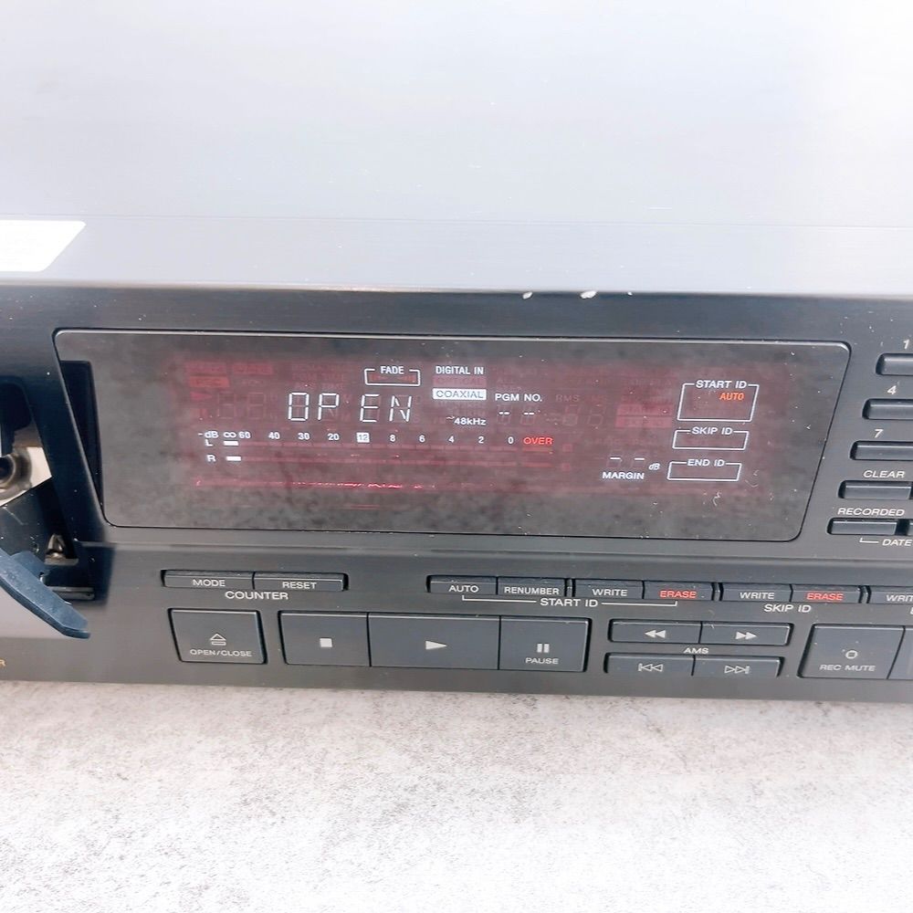 H-461 SONY DATデッキ DTC-57 ES ブラック 品 光|同軸デジタル入力 高音質録音 業務用 オーディオ機器