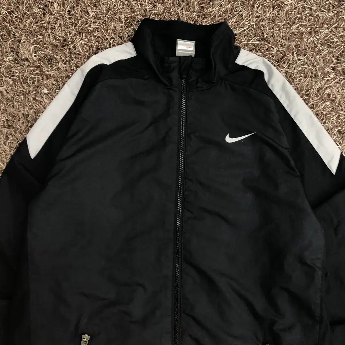 L NIKE ナイキ ウィンドブレーカー ジャケット