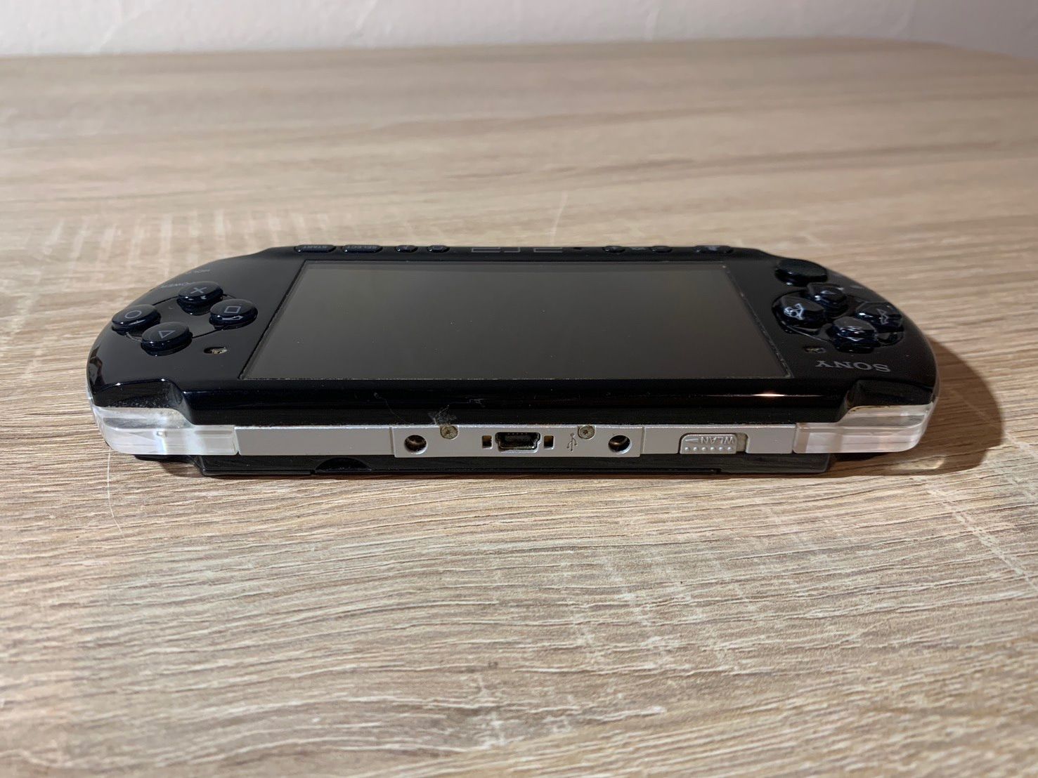 PSP ピアノブラック　新品未使用品 SONY（ソニー） PSP 3000 ピアノ・ブラック(PSP-3000PB) 本体 完品 外