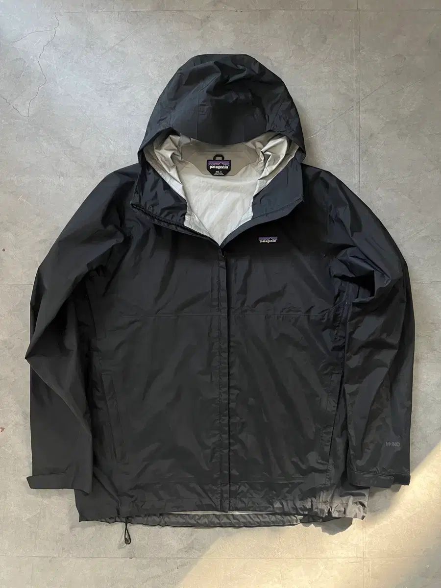 Patagonia パタゴニア ブラック トレントシェル 3 L ジャケット