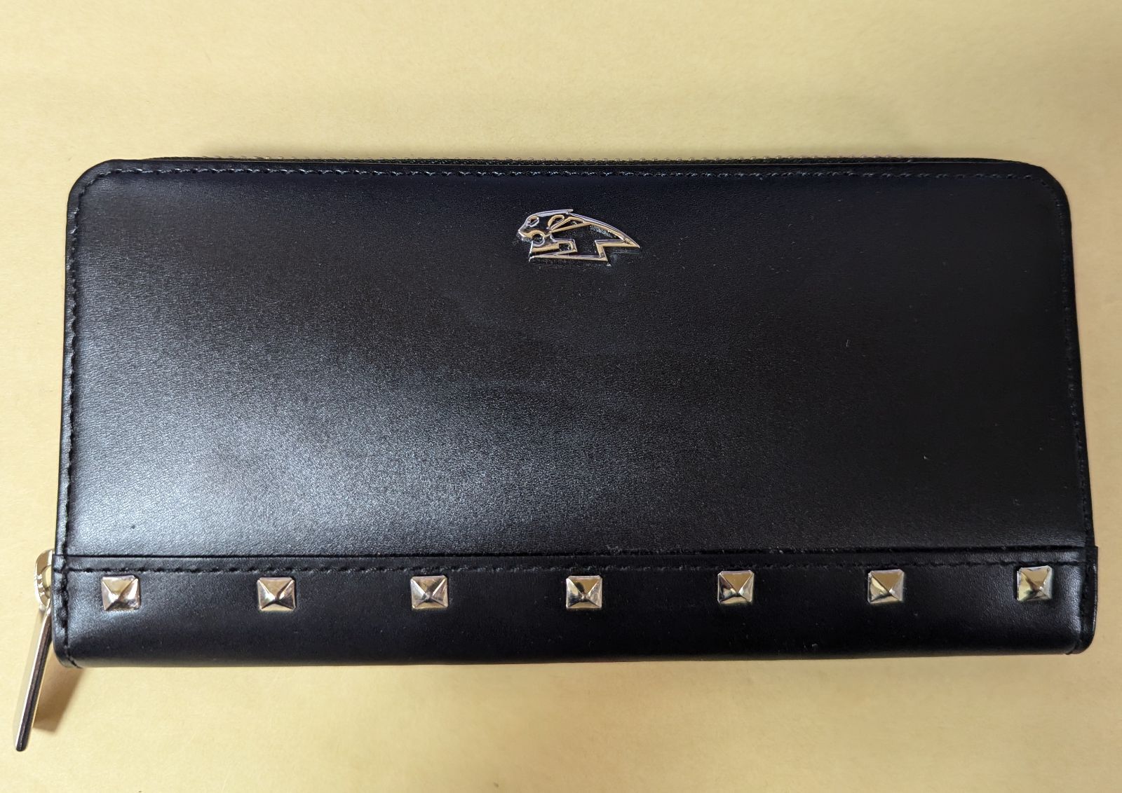 TIGER BUNNY 本革ラウンド長財布 ワイルドタイガー