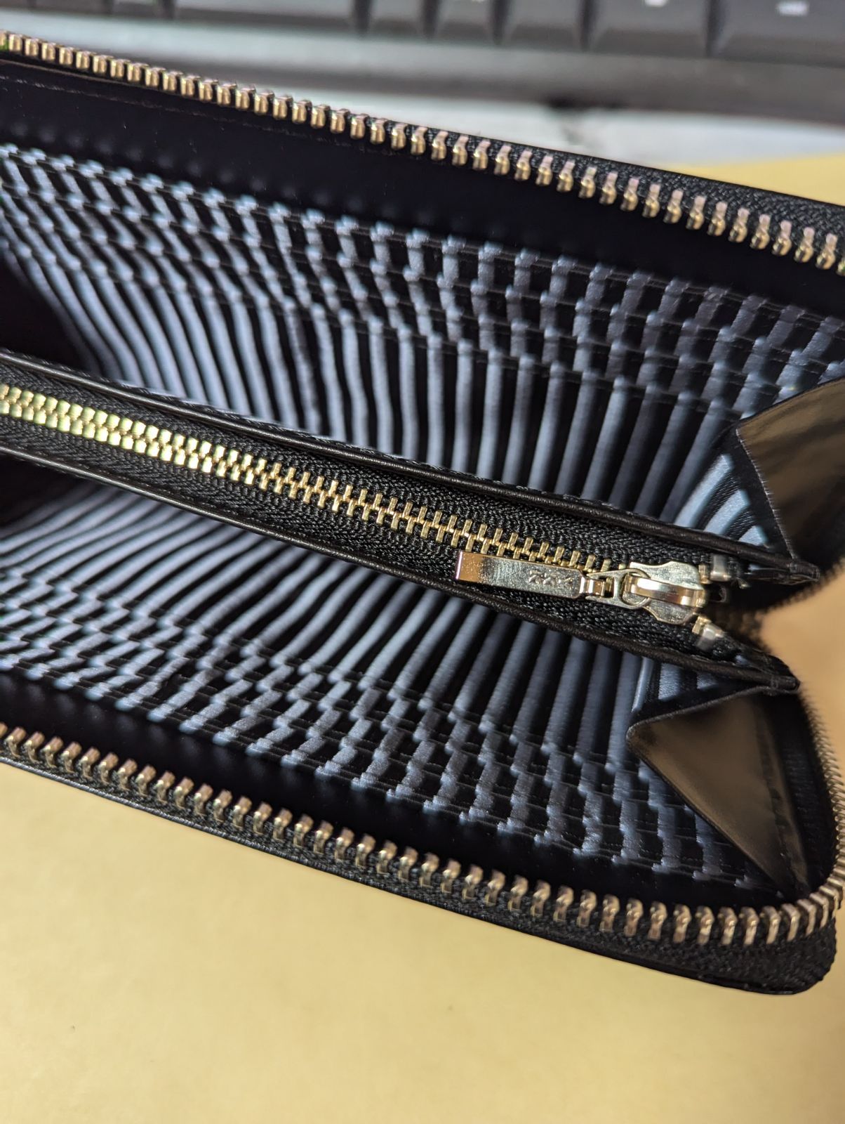  TIGER BUNNY 本革ラウンド長財布 ワイルドタイガー その他 キャラクターグッズ