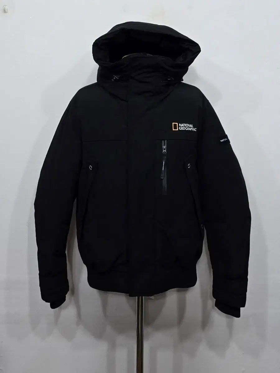 105 110 National Geographic ナショナルジオグラフィック TARUGA ダウン アウター