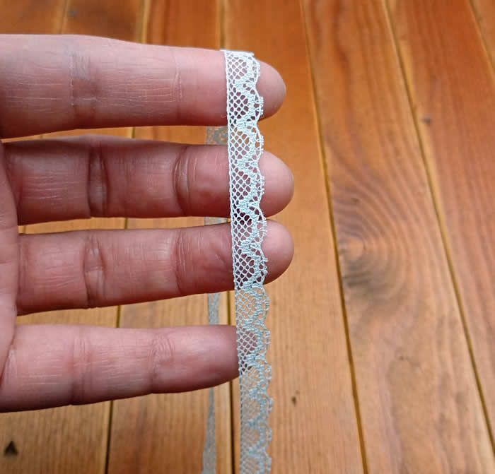 業務用 細0.8 cm幅オフ白トーションレース 100 m