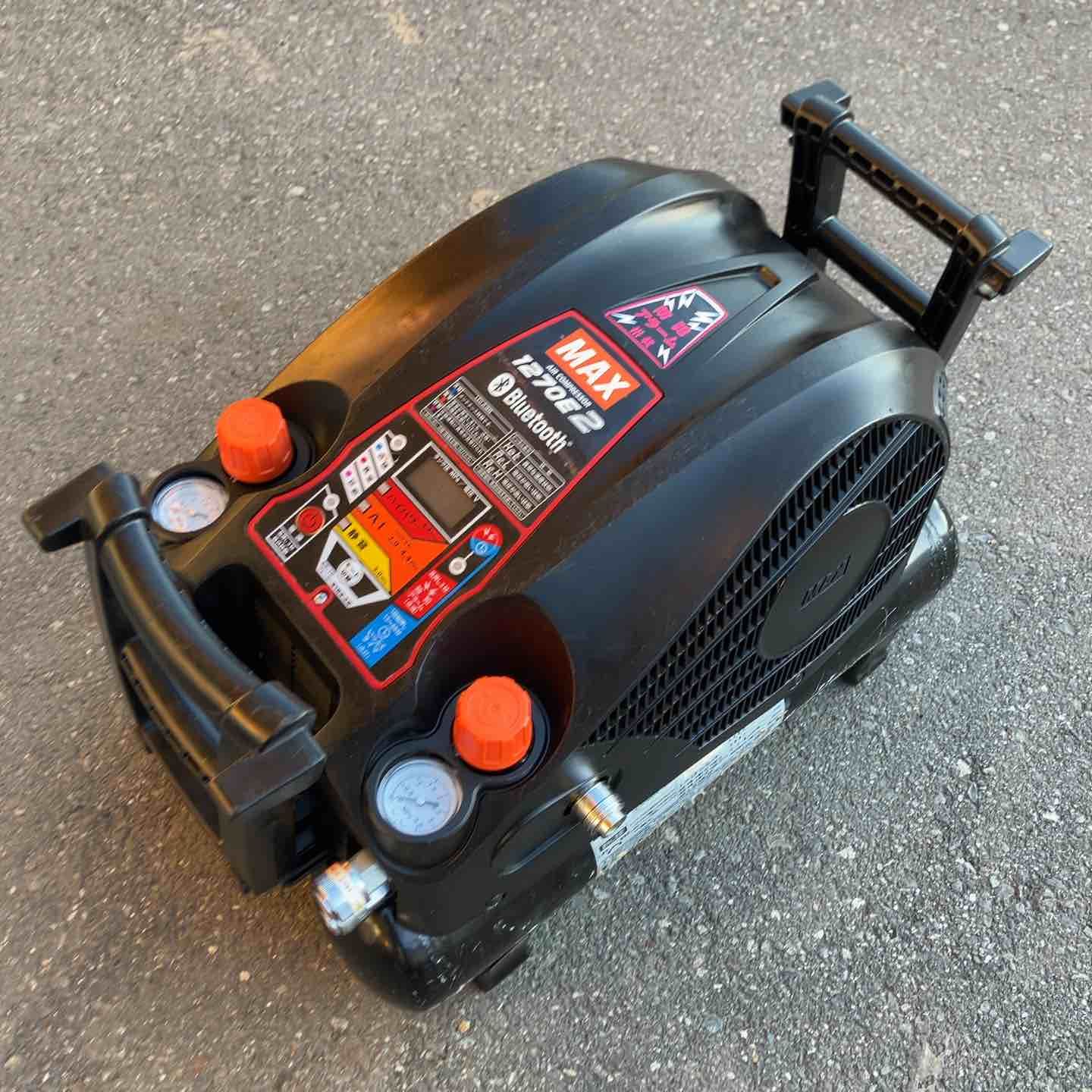 品 マックス|MAX エアコンプレッサー AK- _ブラック