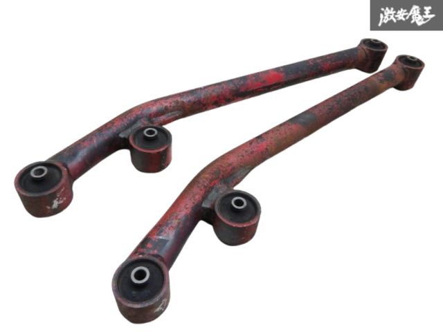 社外 JB 23 W ジムニー 3型 H 13年 フロント リーディングアーム 左右セット ブッシュ 棚