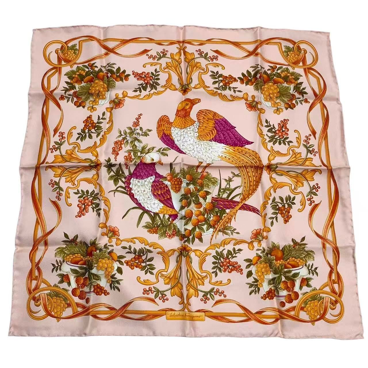 極美品 Salvatore Ferragamo サルバトーレ フェラガモ シルク スカーフ