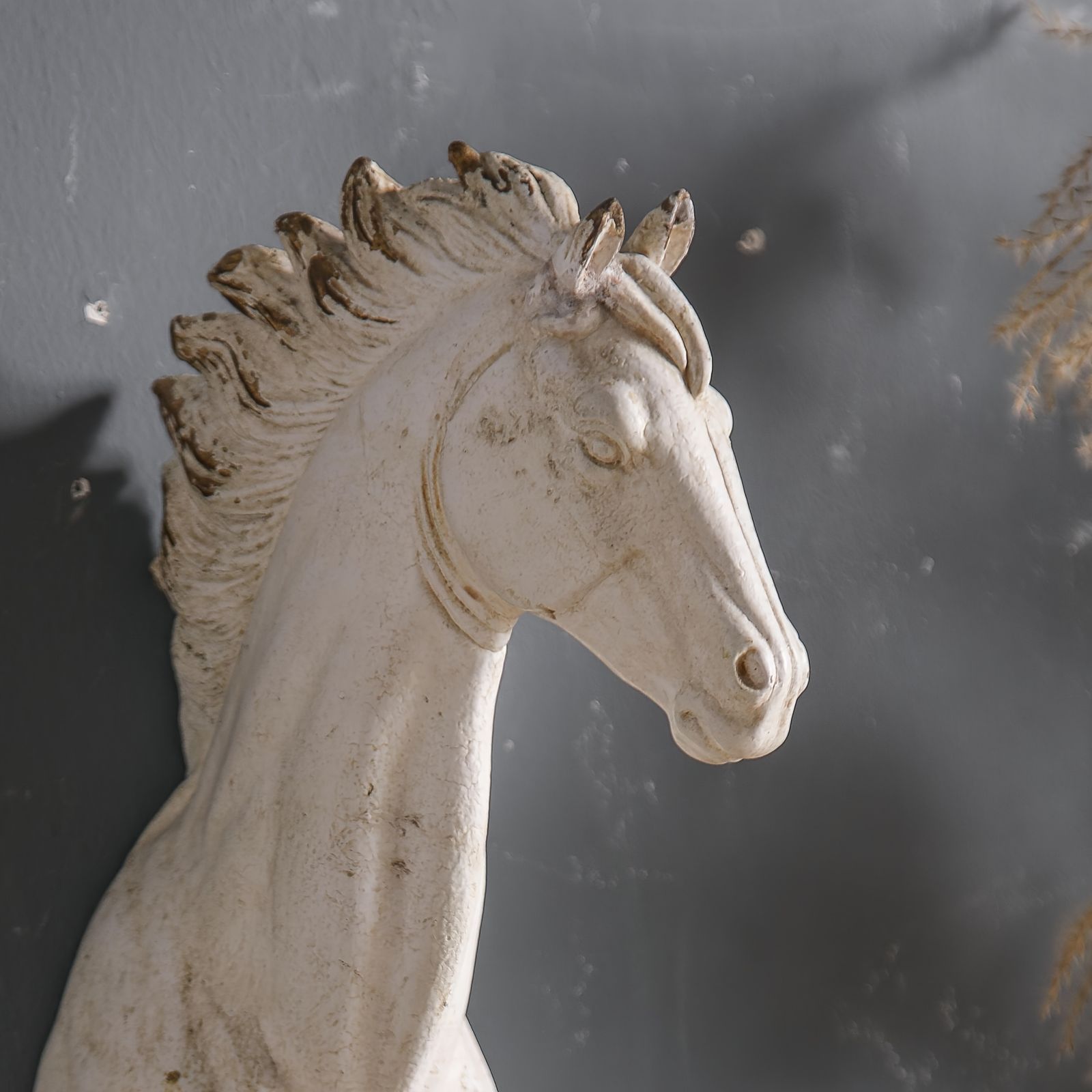 壁掛け オブジェ 置物 インテリア 壁から出ている馬 うま ウマ 干支
