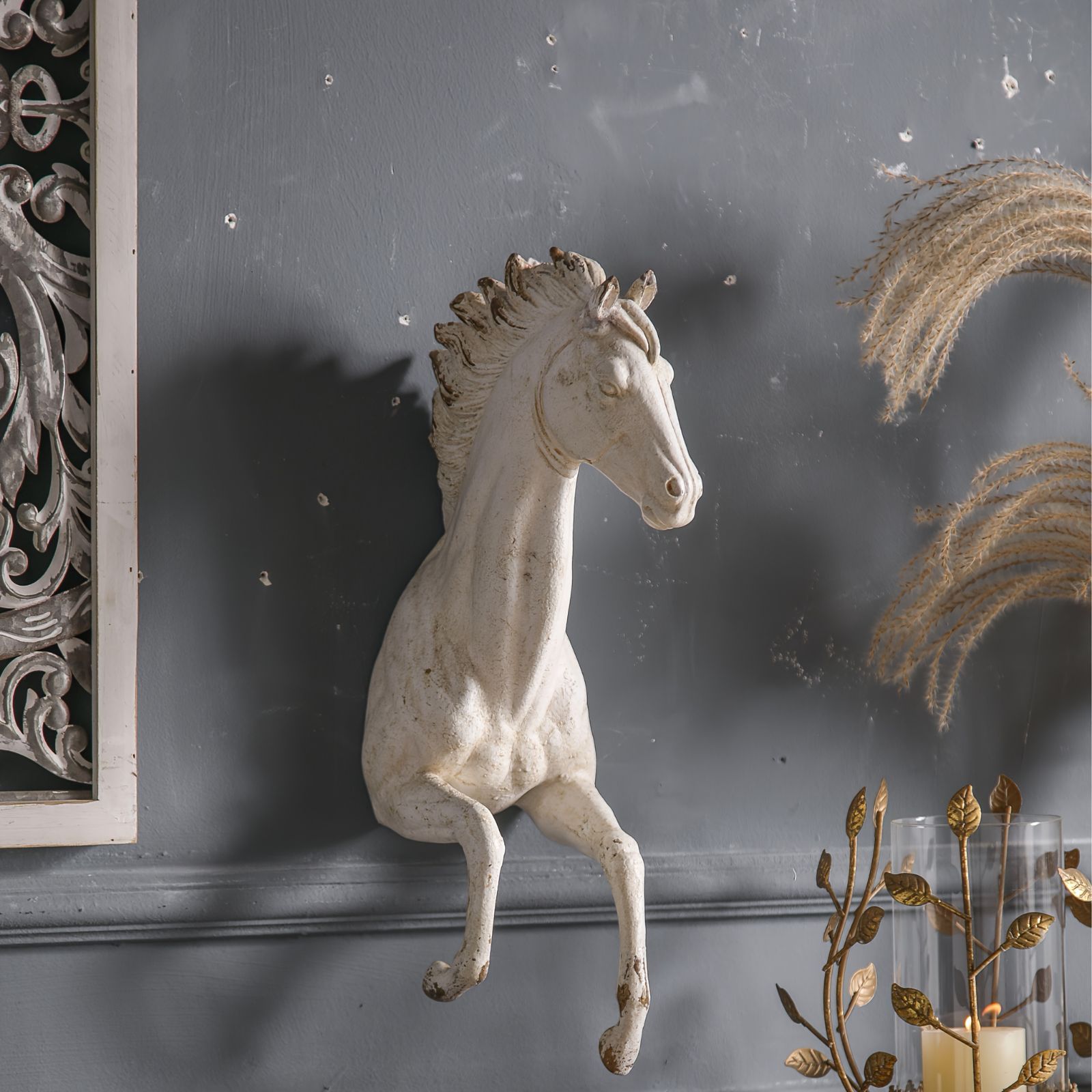 壁掛け オブジェ 置物 インテリア 壁から出ている馬 うま ウマ 干支 ヴィンテージ風 アンティーク調 屋内 寝室 リビング ダイニング キッチン 装飾 DIY 壁掛けアート インテリア雑貨 インテリア用品 ユニーク 個性的 プレゼント 贈り物 ホワイト ミニ飾り 置物 インテリア小物