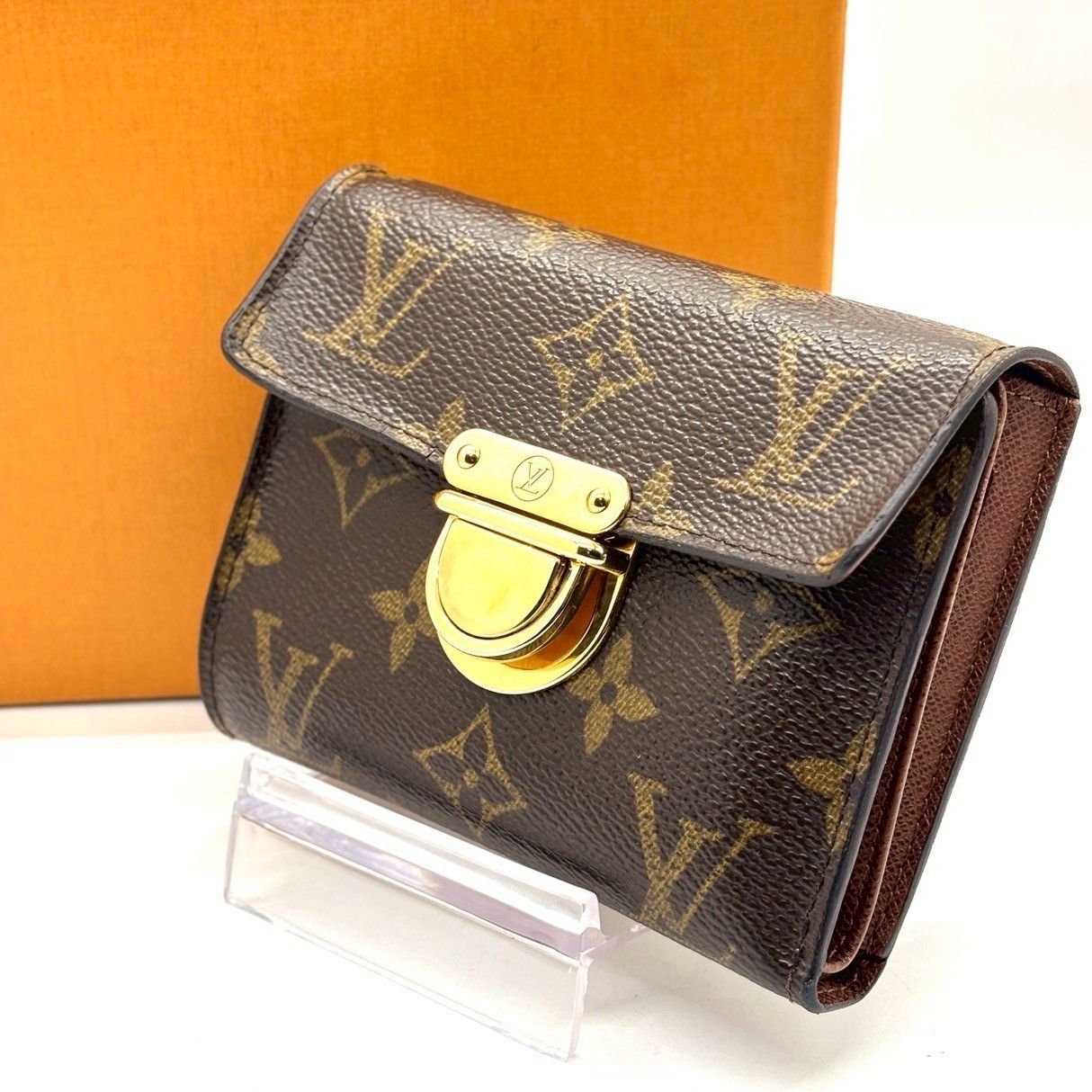 ひと目で心を掴む、金具美】 LOUIS VUITTON 三つ折り財布 モノグラム